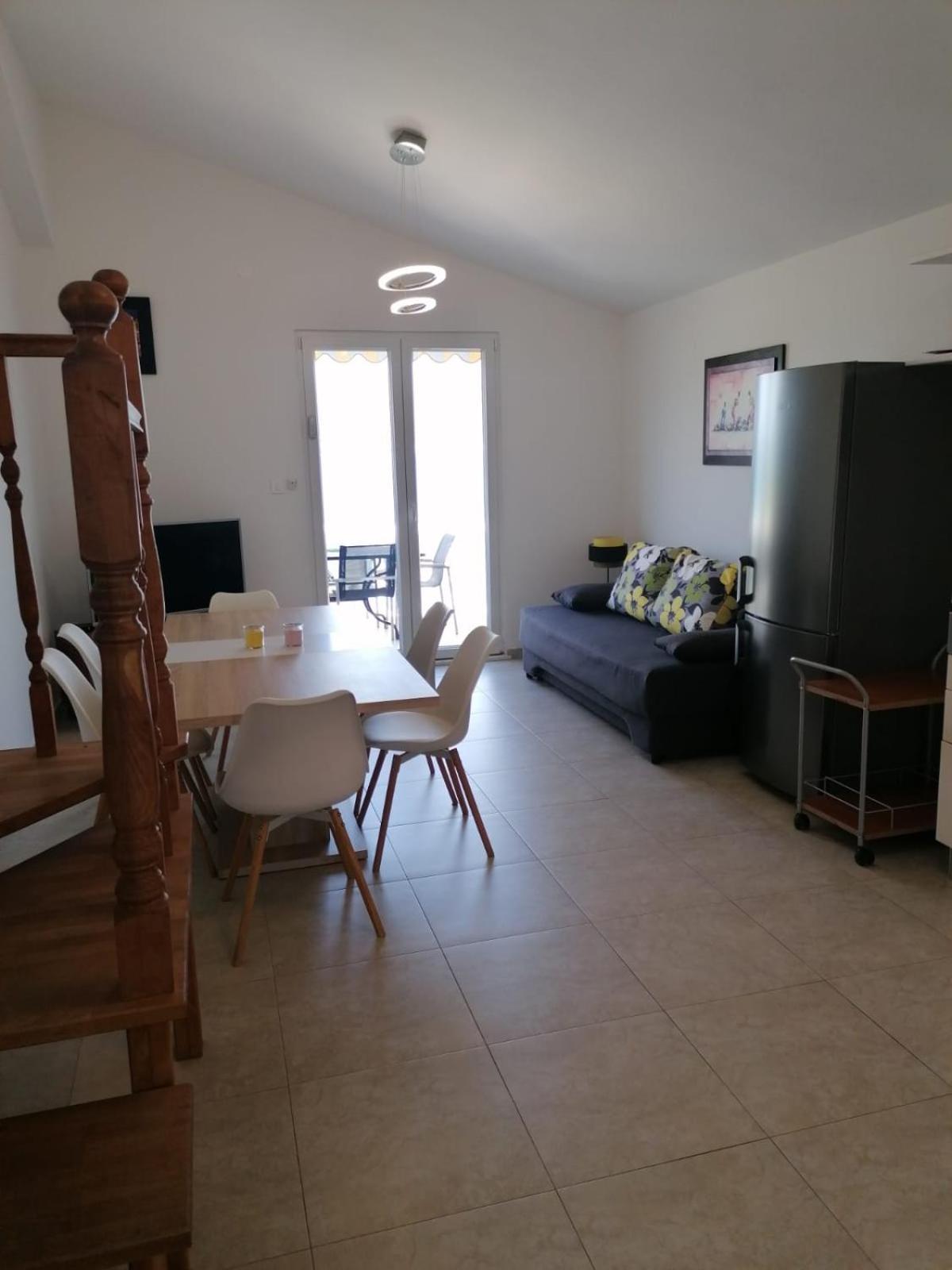 Apartments Villa Julia Trogir Eksteriør bilde