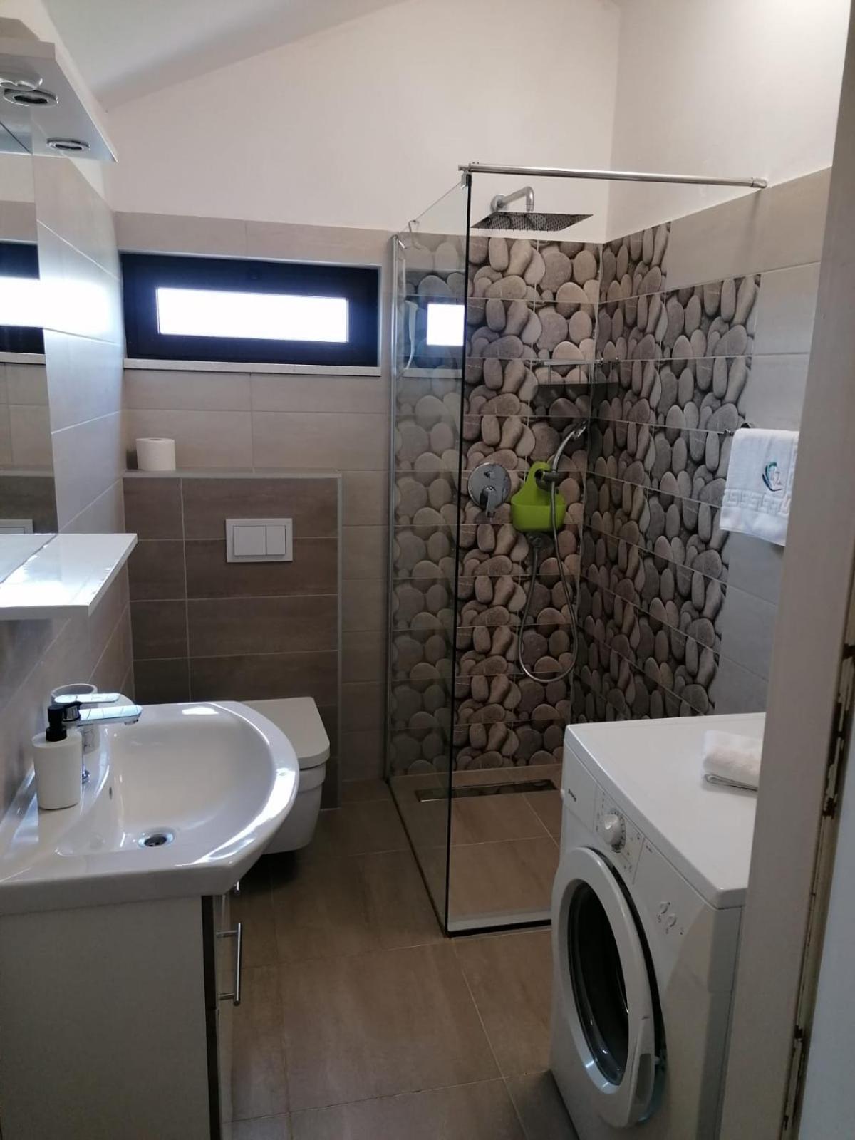 Apartments Villa Julia Trogir Eksteriør bilde