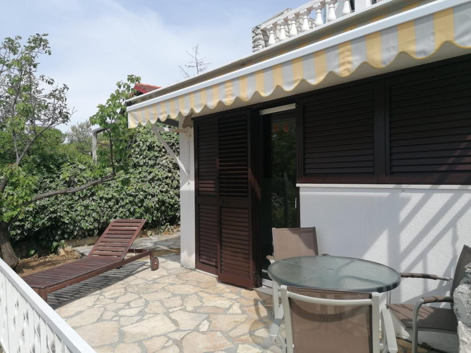 Apartments Villa Julia Trogir Eksteriør bilde
