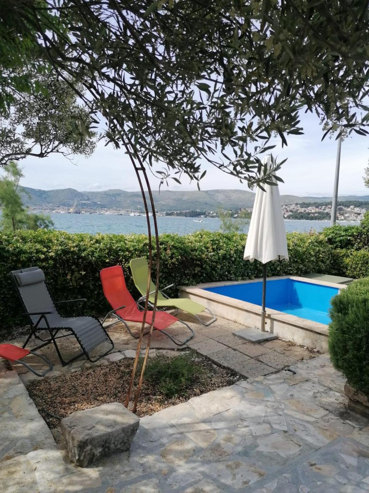 Apartments Villa Julia Trogir Eksteriør bilde