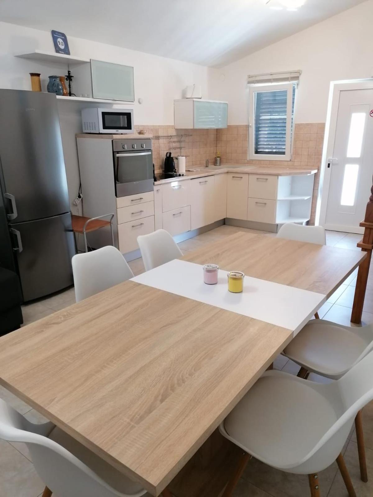 Apartments Villa Julia Trogir Eksteriør bilde