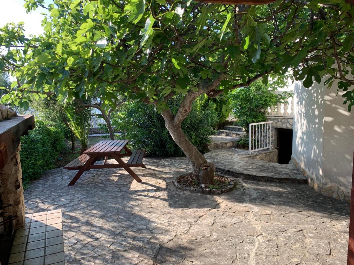 Apartments Villa Julia Trogir Eksteriør bilde