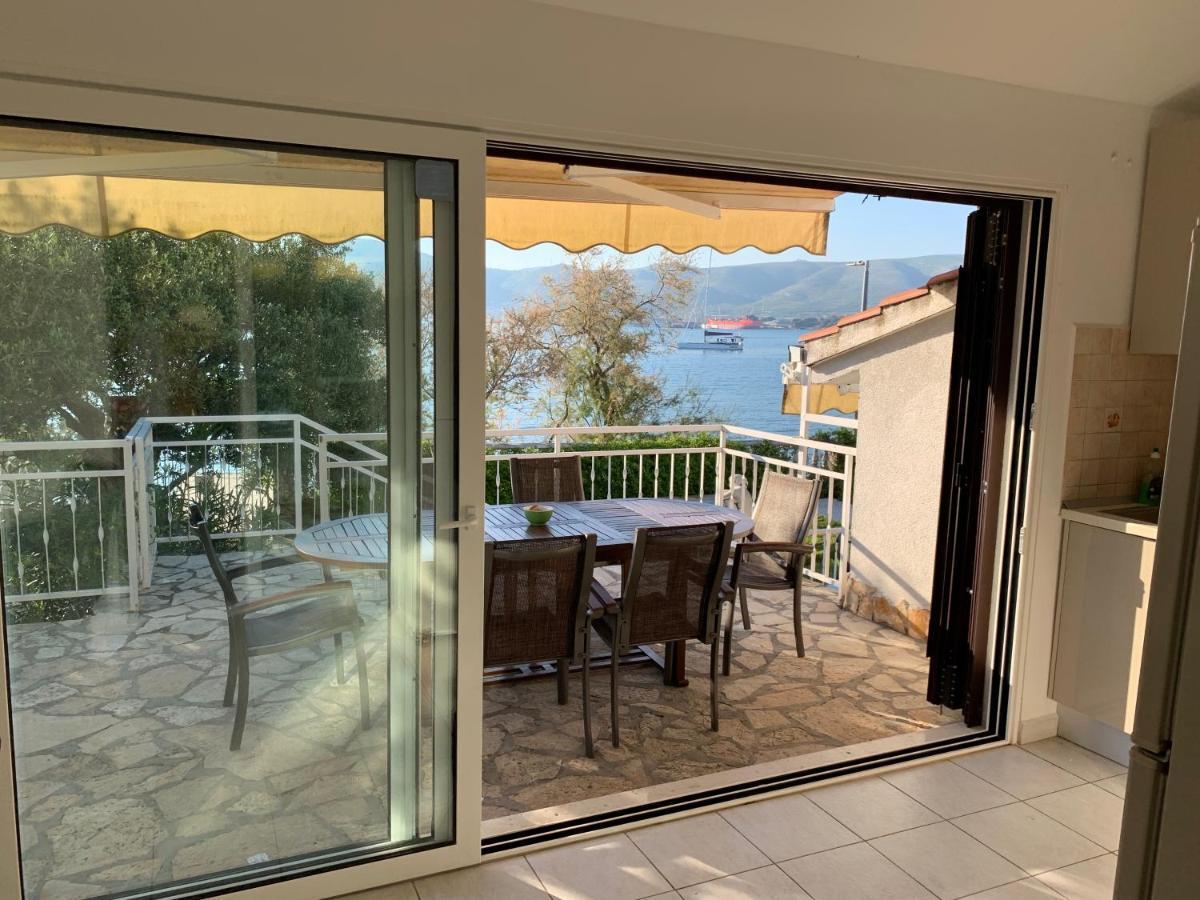 Apartments Villa Julia Trogir Eksteriør bilde